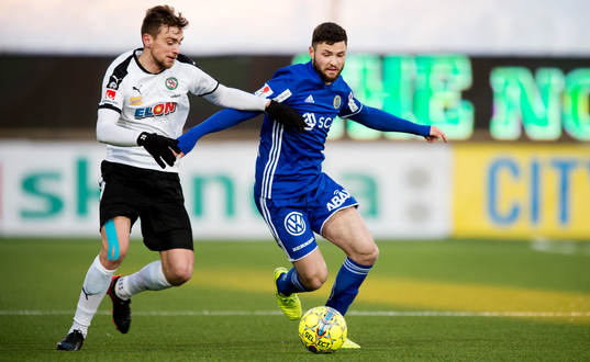 Örebros Filip Rogic och Sundsvalls Jonathan Tamimi