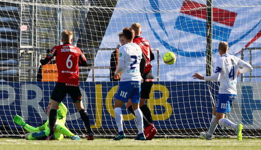 Mål 1-1 av Brommapojkarnas Martin Rauschenberg Brorsen