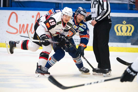 Malmö Redhawks Rhett Rakhshani och Växjös Linus Högberg
