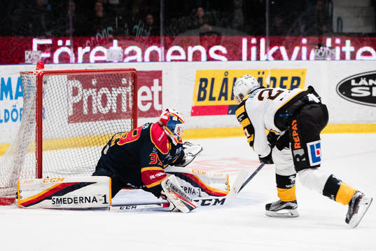 Skellefteås Jimmie Ericsson gör 3-4 för Skellefteå