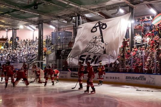 TIFO i ishockeymatchen i direktkvalet till SHL mellan Mora