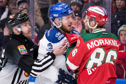 Leksands Matt Carey och Moras Mathias Bromé  i