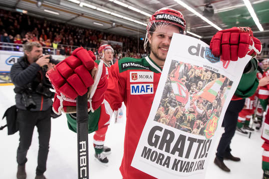 Moras Jacob Nilsson jublar