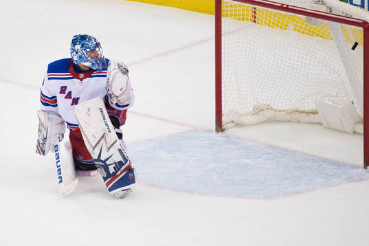 Rangers målvakt Henrik Lundqvist släpper in 5-1-målet