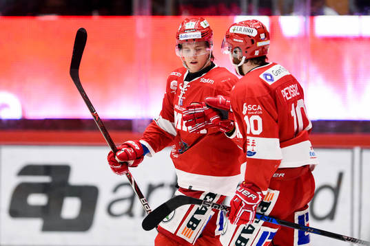 Timrås Marcus Hardegård och Johan Persson jublar