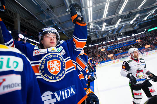 Bläddra bland fler bilder av Ishockey, SHL, Semifinal 3, Växjö - Malmö Redhawks