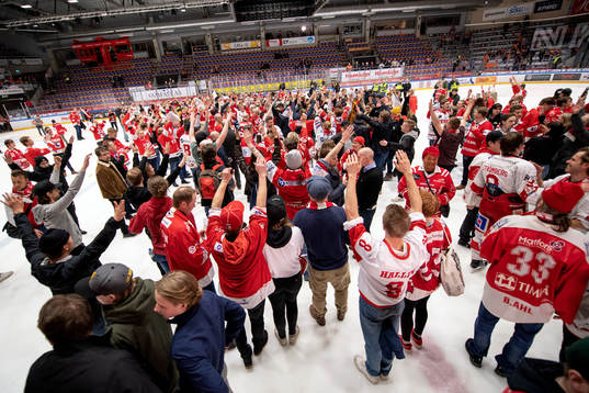 Timrå fansen jublar