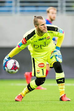Goalkeeper Espen Bugge Pettersen of Strømsgodset