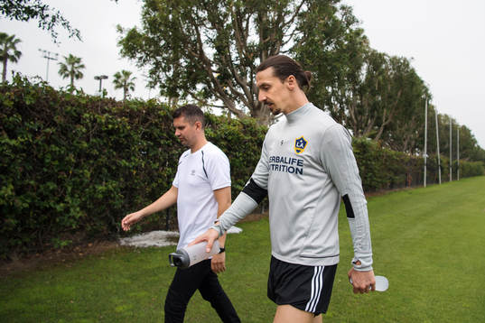 Zlatan Ibrahimovic lämnar MLS-laget LA Galaxys träning