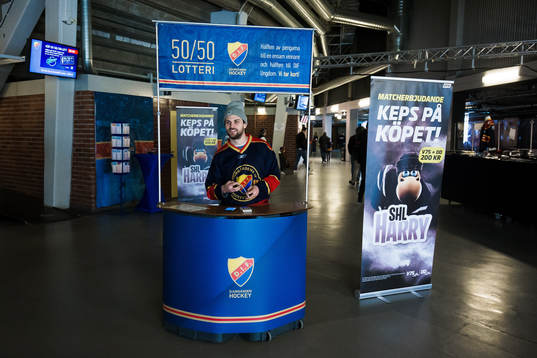 50/50-lotter innan semifinal 3 i SM-slutspelet i ishockey