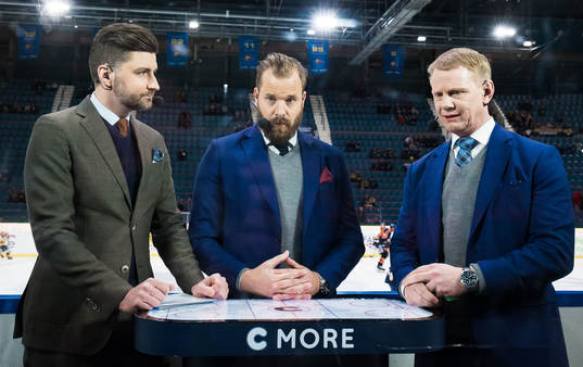 Cmores Björn Oldeen, Sanny Lindström och Niklas Wikegård