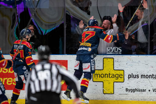 Djurgårdens Linus Johansson jublar