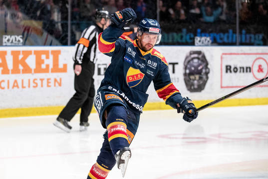 Djurgårdens Niclas Bergfors jublar