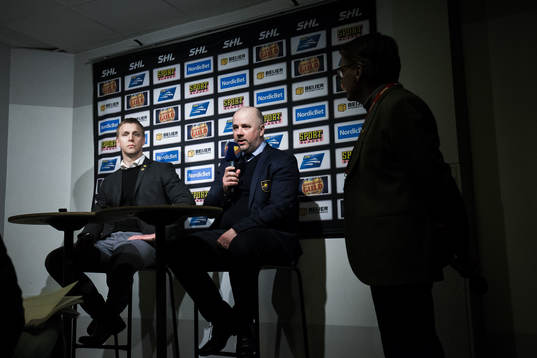 Skellefteås assisterande tränare Bert Robertsson och