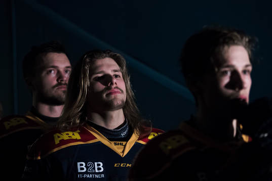 Djurgårdens Axel Jonsson-Fjällby innan semifinal 3 i