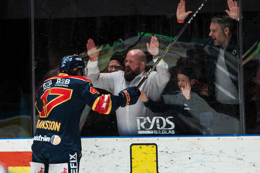 Djurgårdens Linus Johansson jublar