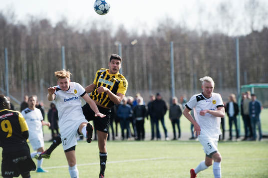 IFK Hässleholms Tommy Filipovic i matchen i div 2 Östra