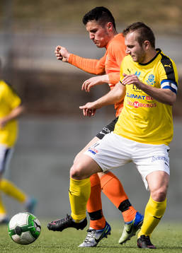 Lunds Admir Osmancevic och Torns Astrit Seljmani
