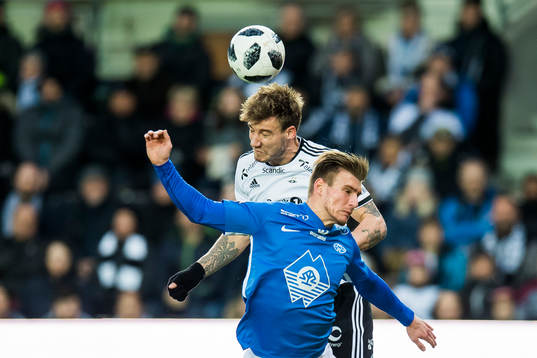 Nicklas Bendtner of Rosenborg scores 1-0