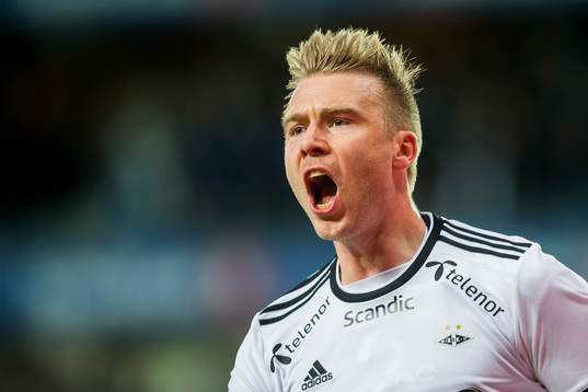 Alexander Toft Søderlund of Rosenborg celebrates