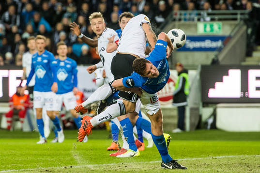 Tore Reginiussen of Rosenborg and Kristoffer Haugen of Molde