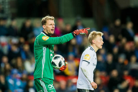 Goalkeeper André Hansen of Rosenborg and Birger Meling of