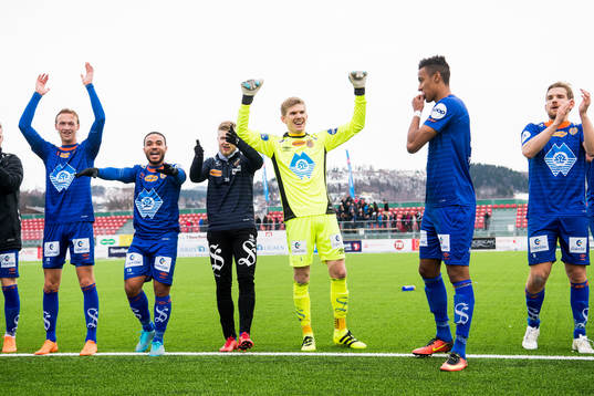 Jørgen Hatlehol, Jernade Ronnel Meade and goalkeeper