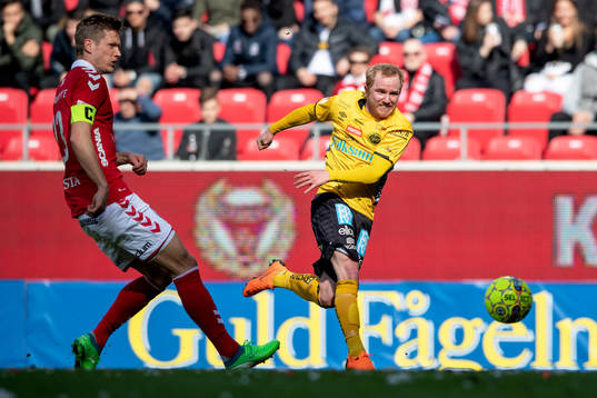 Kalmars Viktor Elm och Elfsborgs Simon Lundevall