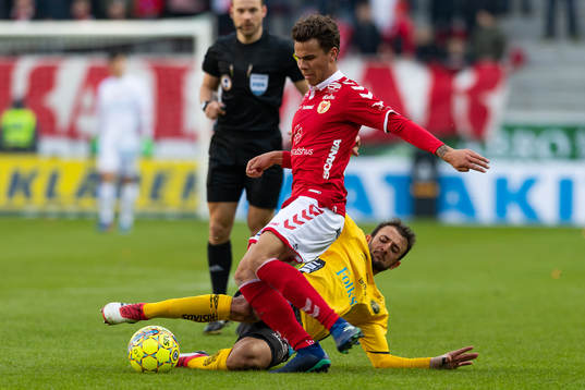 Kalmars Herman Hallberg och Elfsborgs Robert Gojani