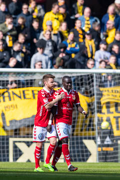Kalmars Papa Alioune Diouf klappas om