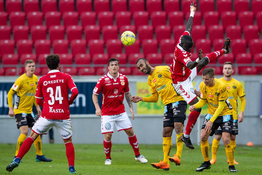 Kalmars Papa Alioune Diouf