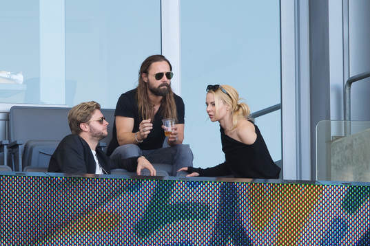 Sambo till Zlatan Ibrahimovic, Helena Seger, sitter
