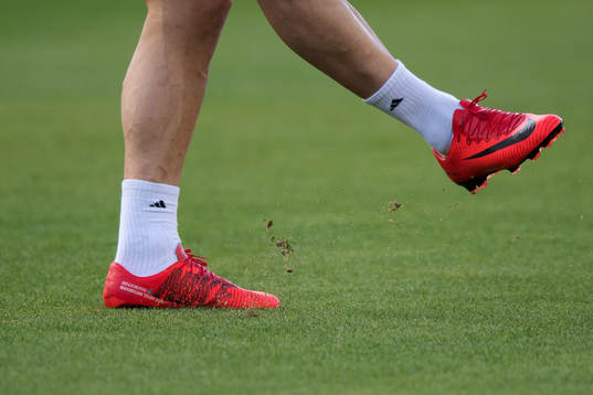 LA Galaxys Zlatan Ibrahimovic har på sig fotbollsskor