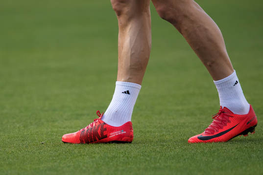 LA Galaxys Zlatan Ibrahimovic har på sig fotbollsskor