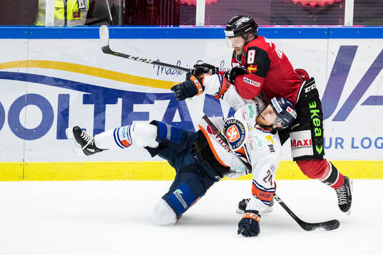 Växjös Brendan Shinnimin och Malmö Redhawks Johan