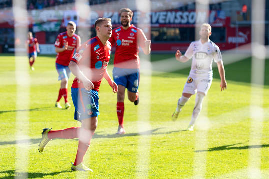 Helsingborgs Darijan Bojanic jublar