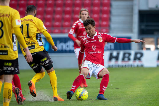 Elfsborgs Issam Jebali och Kalmars Herman Hallberg