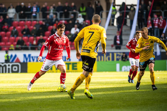 Kalmars Erton Fejzullahu  och Elfsborgs Daniel Gustavsson