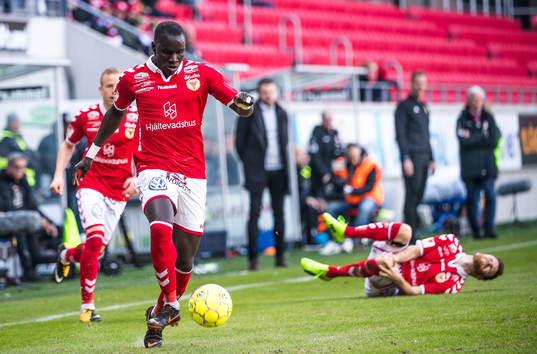 Kalmars Papa Alioune Diouf och Kalmars Måns Söderqvist