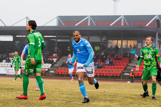 Erixon Danso of Sandnes Ulf celebrates