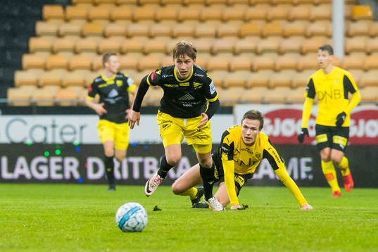 Niklas Sandberg of Start and Simen Kind Mikalsen of