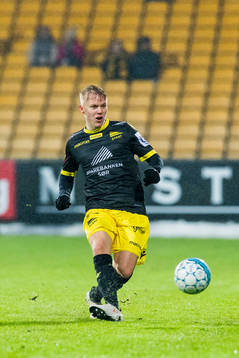 Carl Elliot Leifson Käck of Start