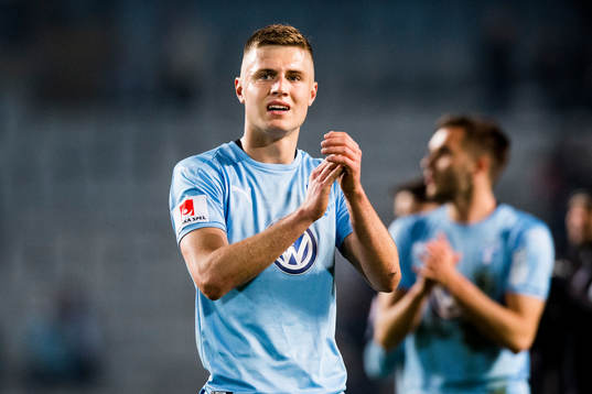 Malmö FFs Mattias Svanberg tackar publiken