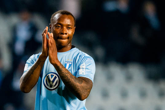 Malmö FFs Carlos Strandberg tackar publiken