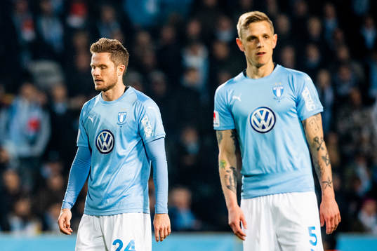 Malmö FFs Lasse Nielsen och Sören Rieks deppar