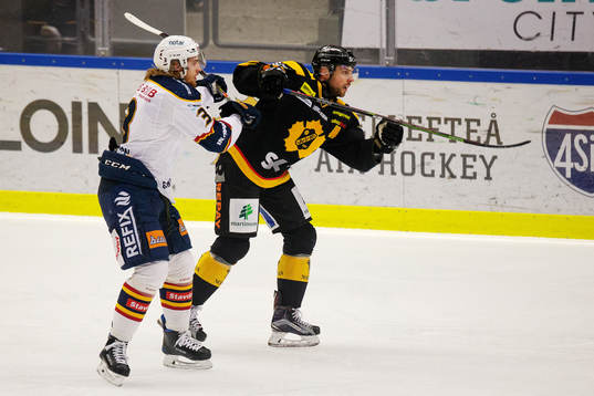 Djurgårdens William Lagesson och Skellefteås Joakim