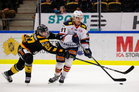 Skellefteås Emil Djuse och Djurgårdens Axel Jonsson