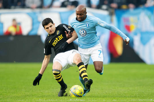 s <20<och Malmö FFs Fouad Bachirou