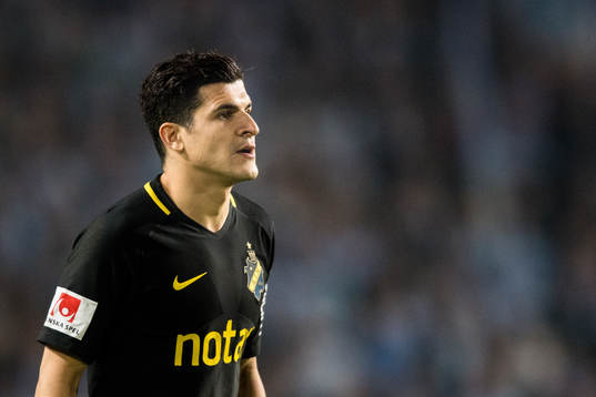 s Tarik Elyounoussi