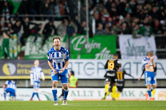 IFK Göteborgs Tobias Hysén reagerar